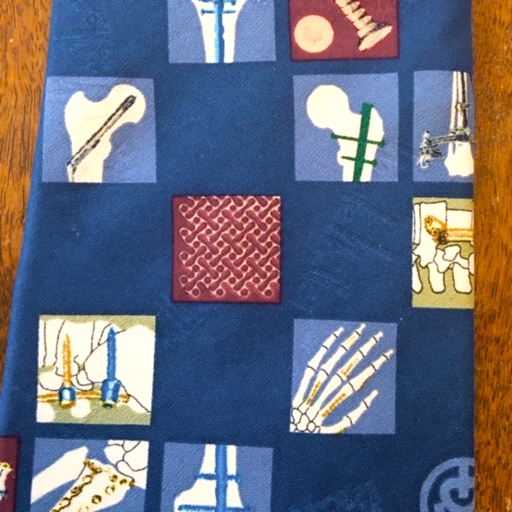 Nicole Miller Medical Dr vintage 90s tie 1990s